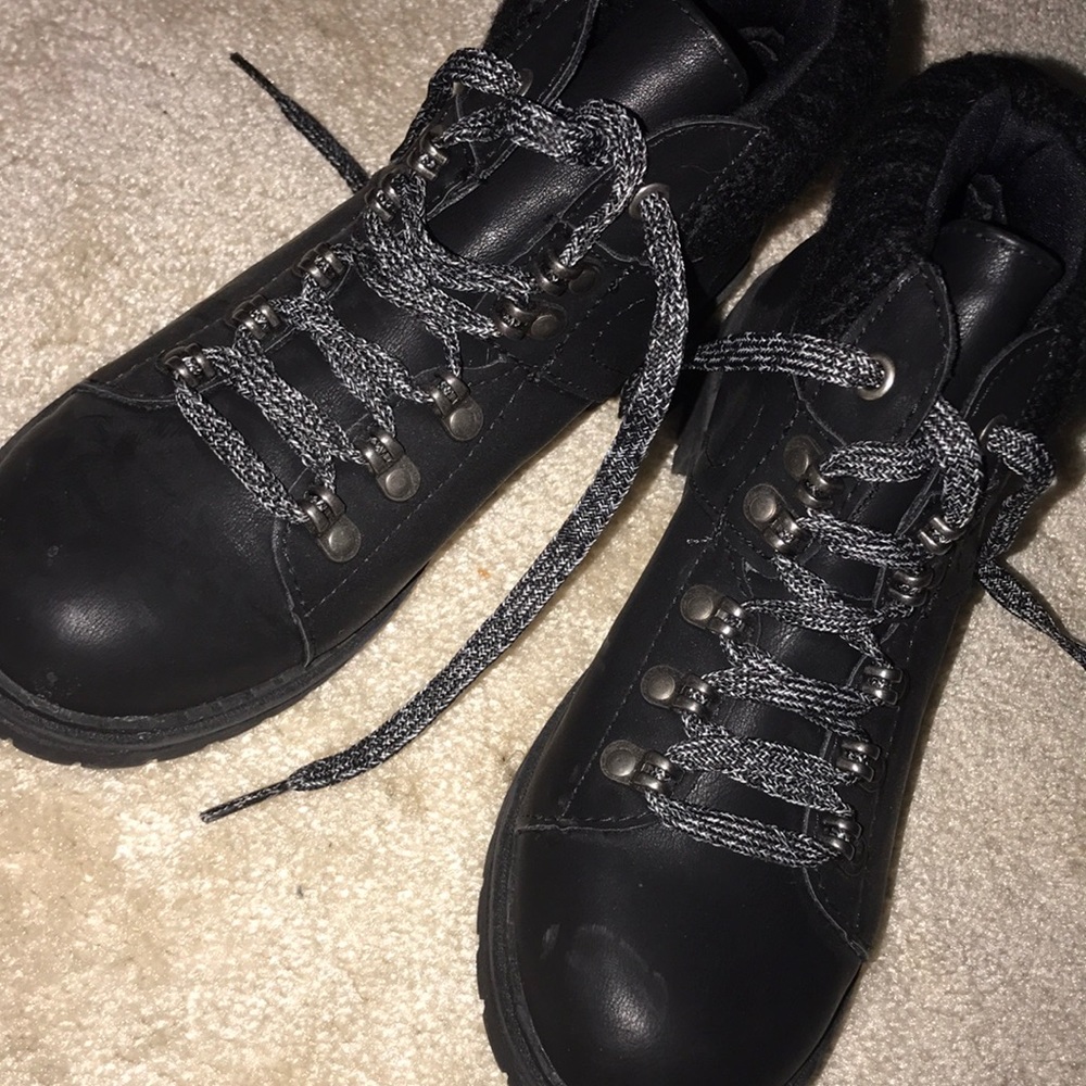 Black Boots